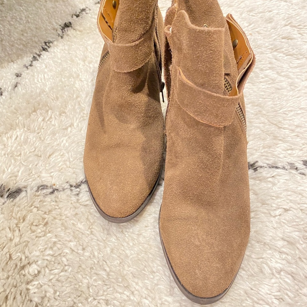 Kenzie ankle boots